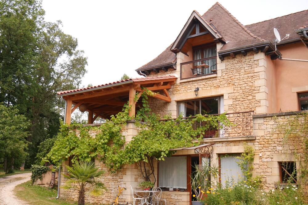 Photo of Outdoor in Prats-du-Perigord