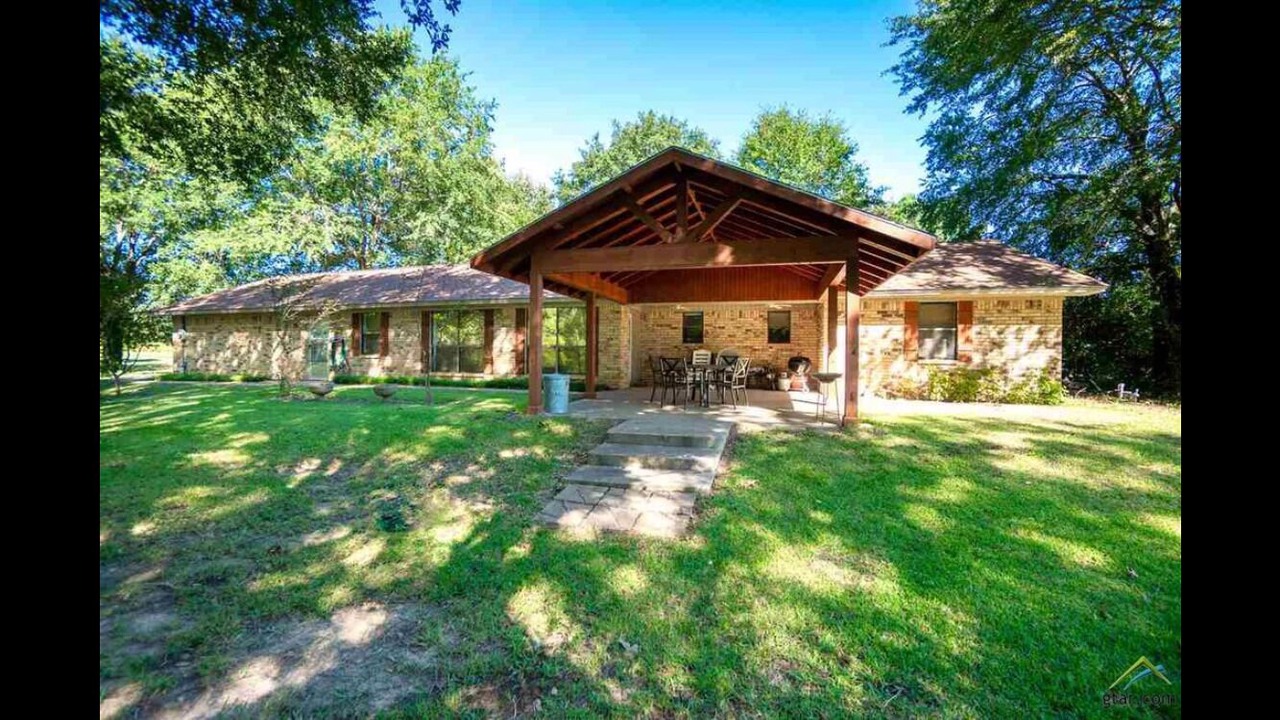 Photo of Outdoor in Dogwood