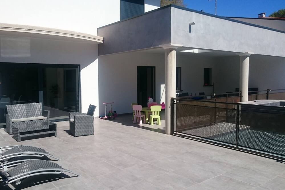 Photo of Patio Balcony in Aubais