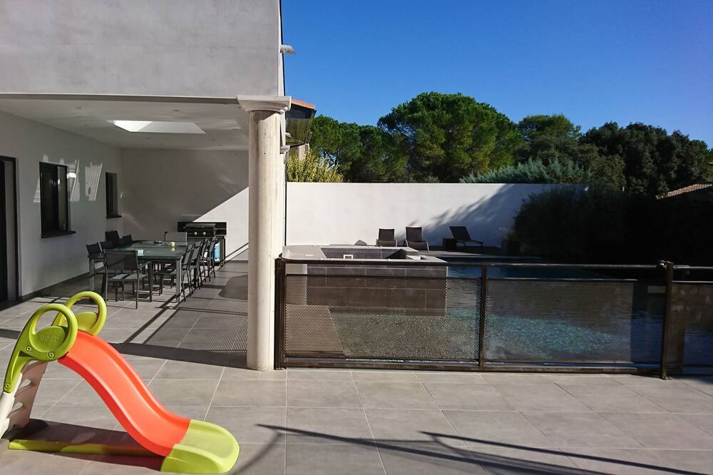 Photo of Patio Balcony in Aubais