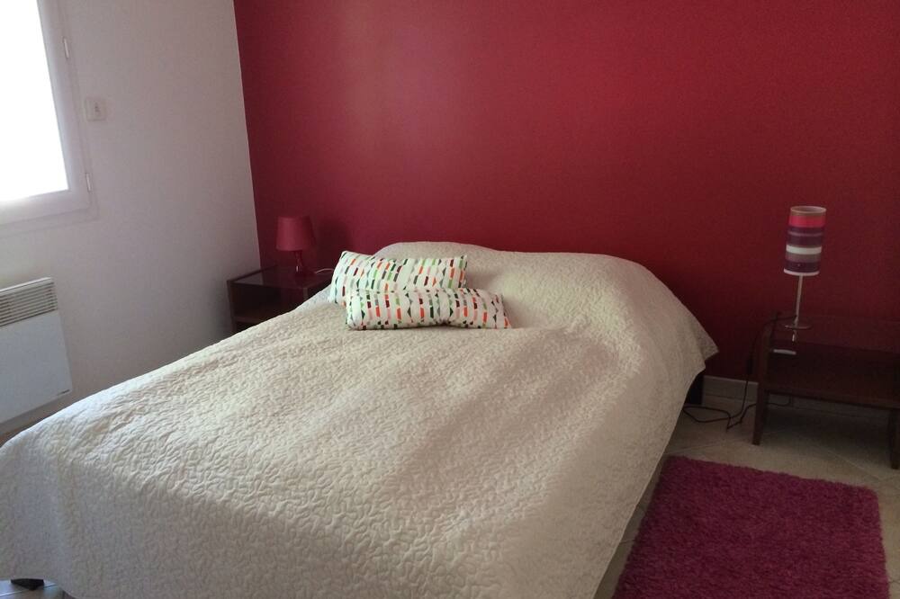 Photo of Bedroom in Pornic