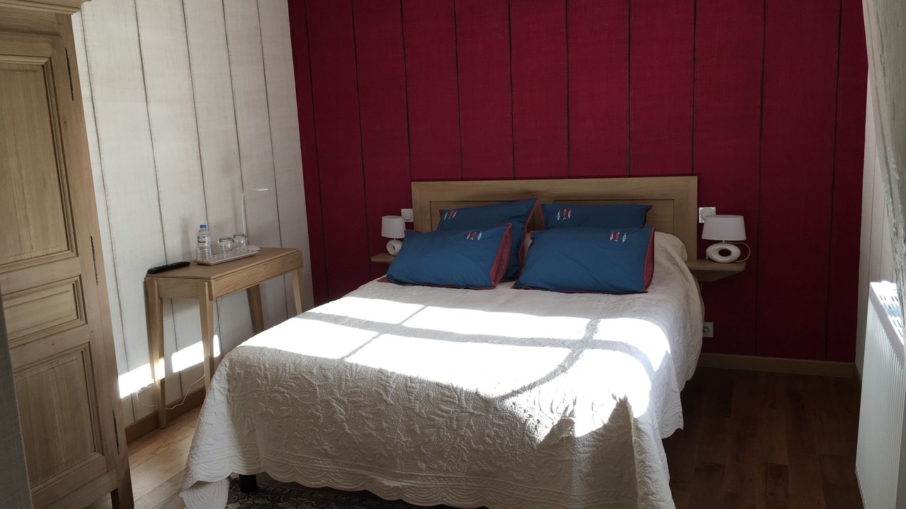 Photo of Bedroom in Huisseau-sur-Cosson
