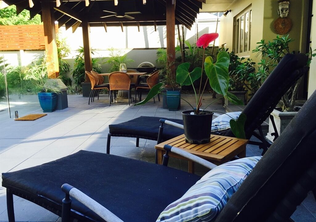 Photo of Outdoor in Oak Beach