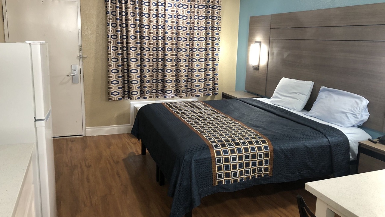 Photo of Bedroom in North Shore