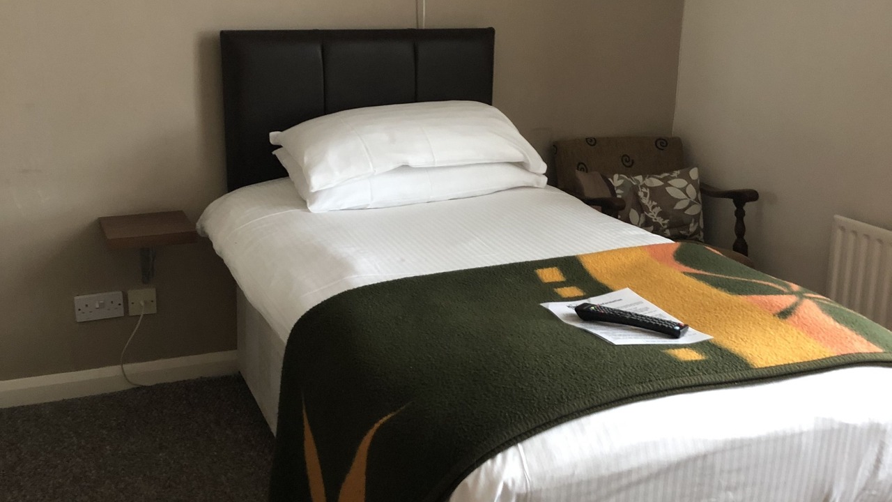 Photo of Bedroom in Linslade