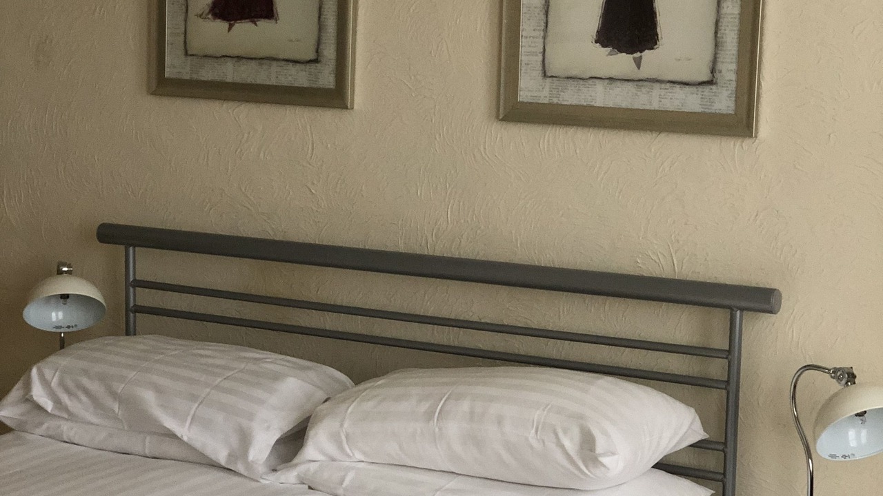 Photo of Bedroom in Linslade