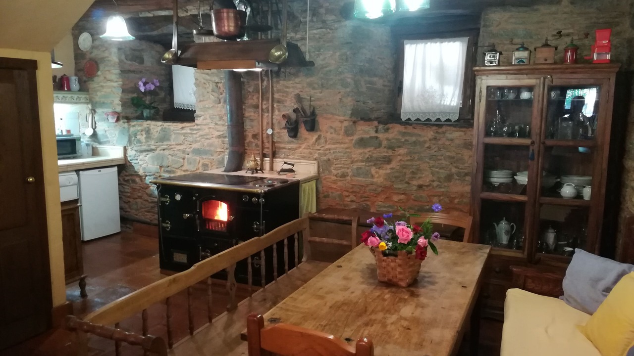 Photo of Kitchen in Toral de Merayo