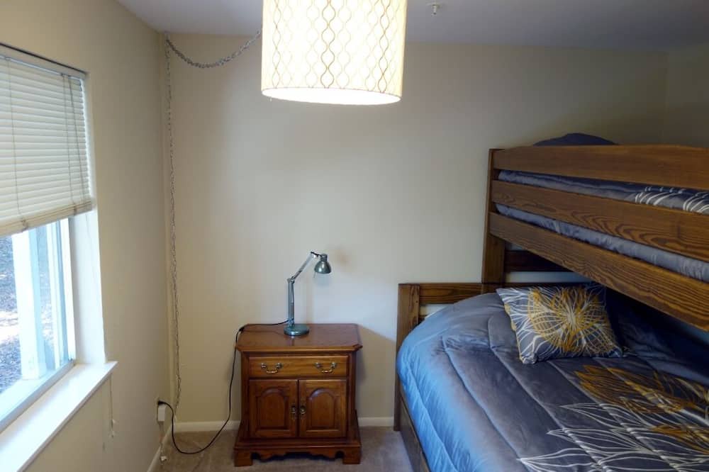 Photo of Bedroom in Contra Costa Centre