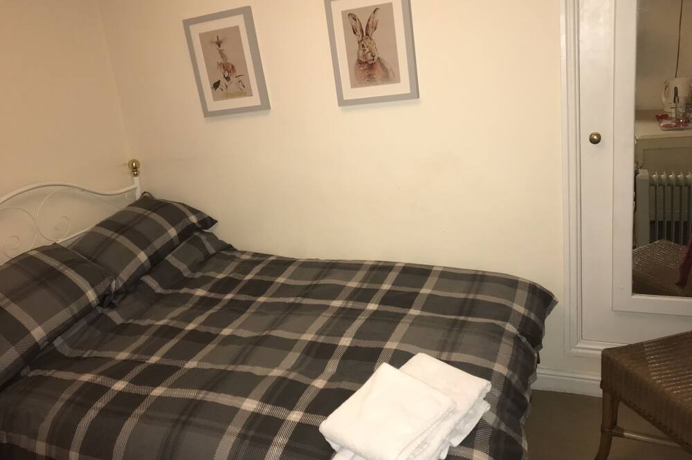 Photo of Others in Market Overton