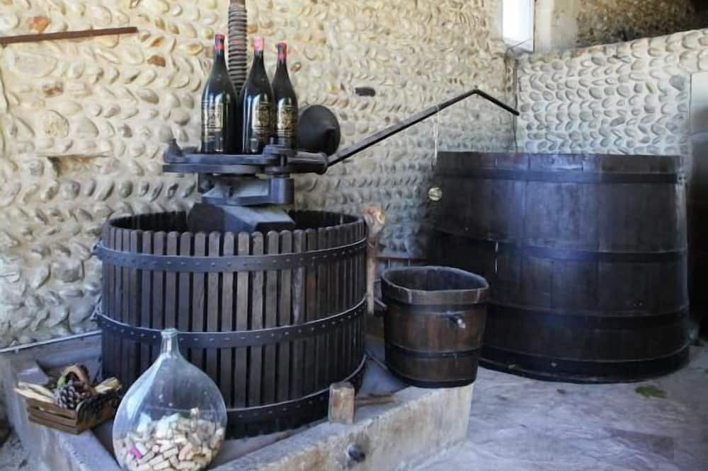 Photo of Outdoor in Chanos-Curson