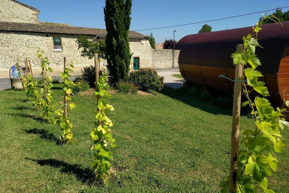 Photo of Outdoor in Chanos-Curson