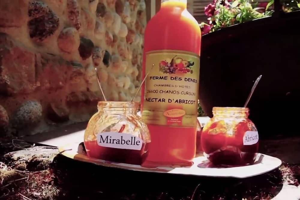 Photo of Others in Chanos-Curson