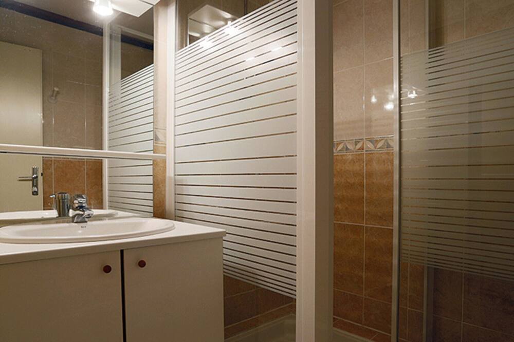 Photo of Bathroom in Gouaux-de-Larboust