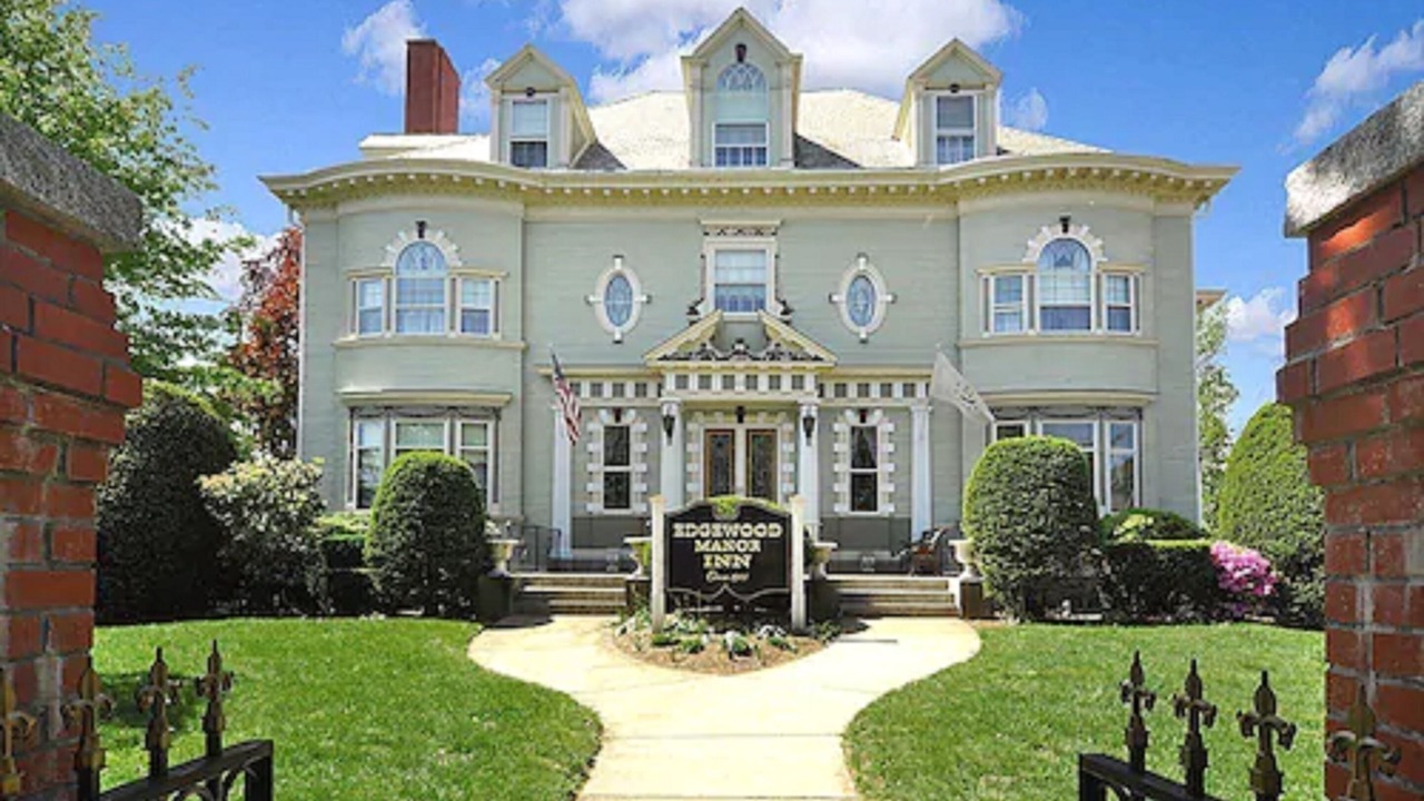 Photo of Outdoor in Edgewood