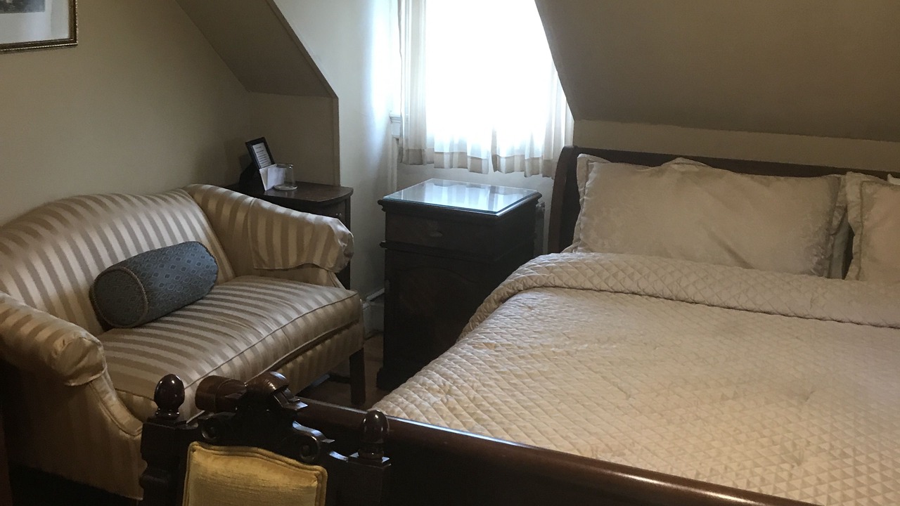 Photo of Bedroom in Edgewood