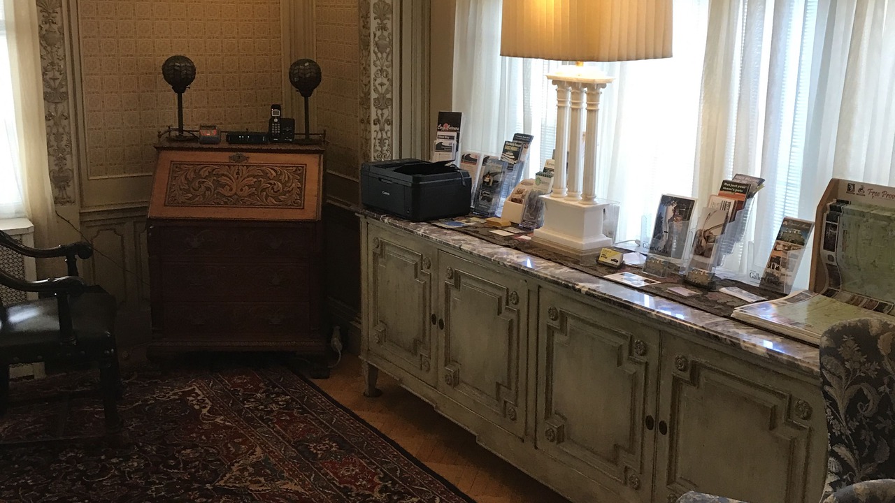 Photo of Others in Edgewood