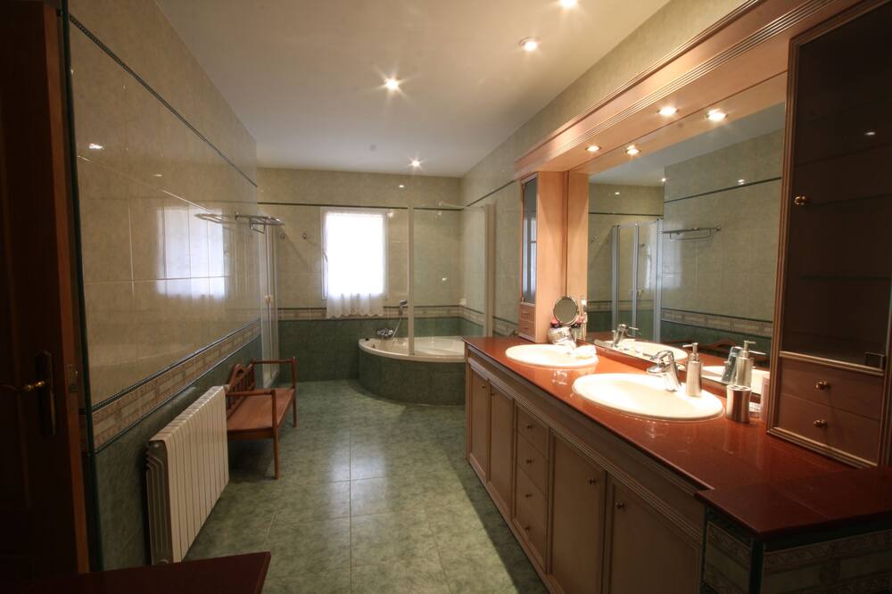 Photo of Bathroom in Polop