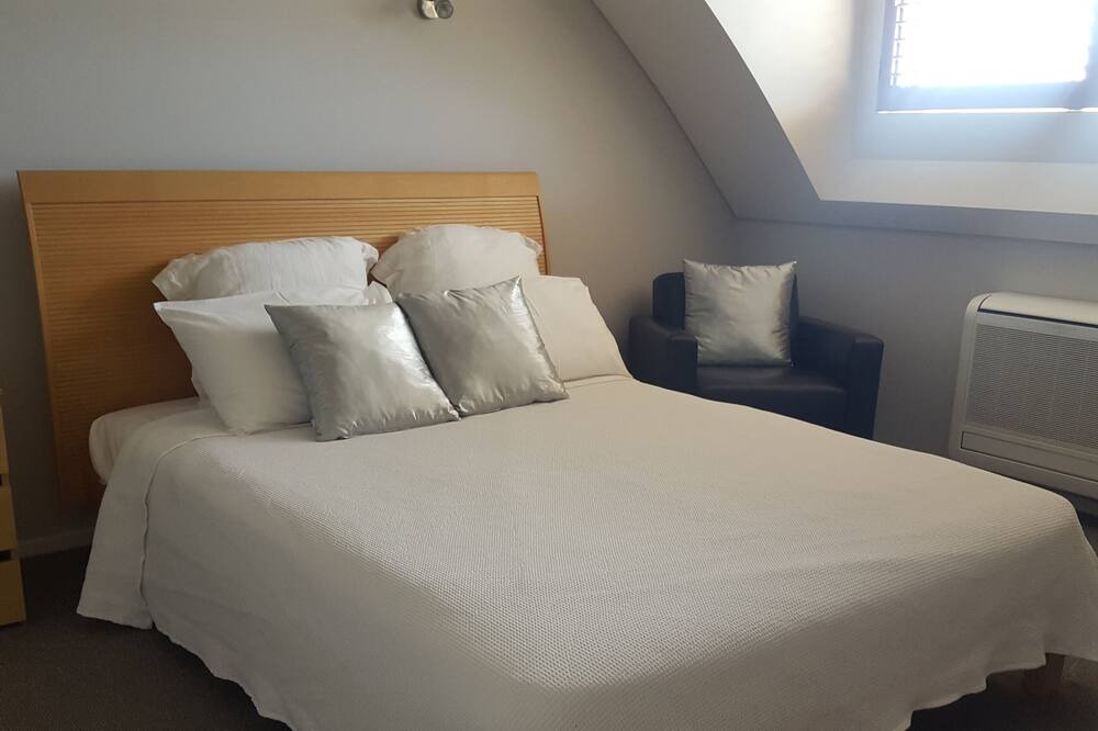 Photo of Bedroom in Gisborne