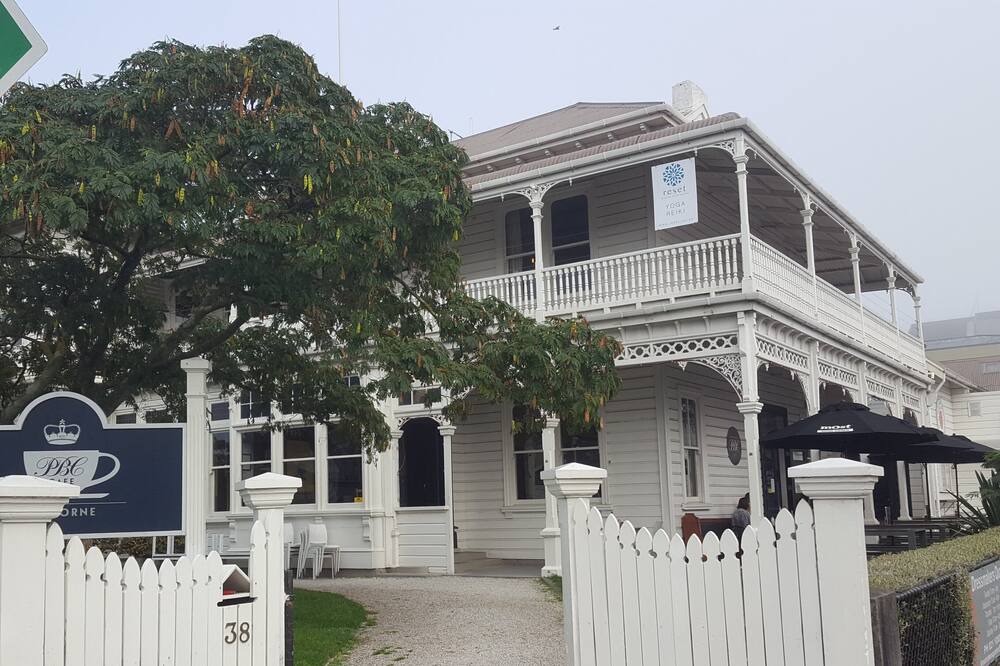 Photo of Others in Gisborne