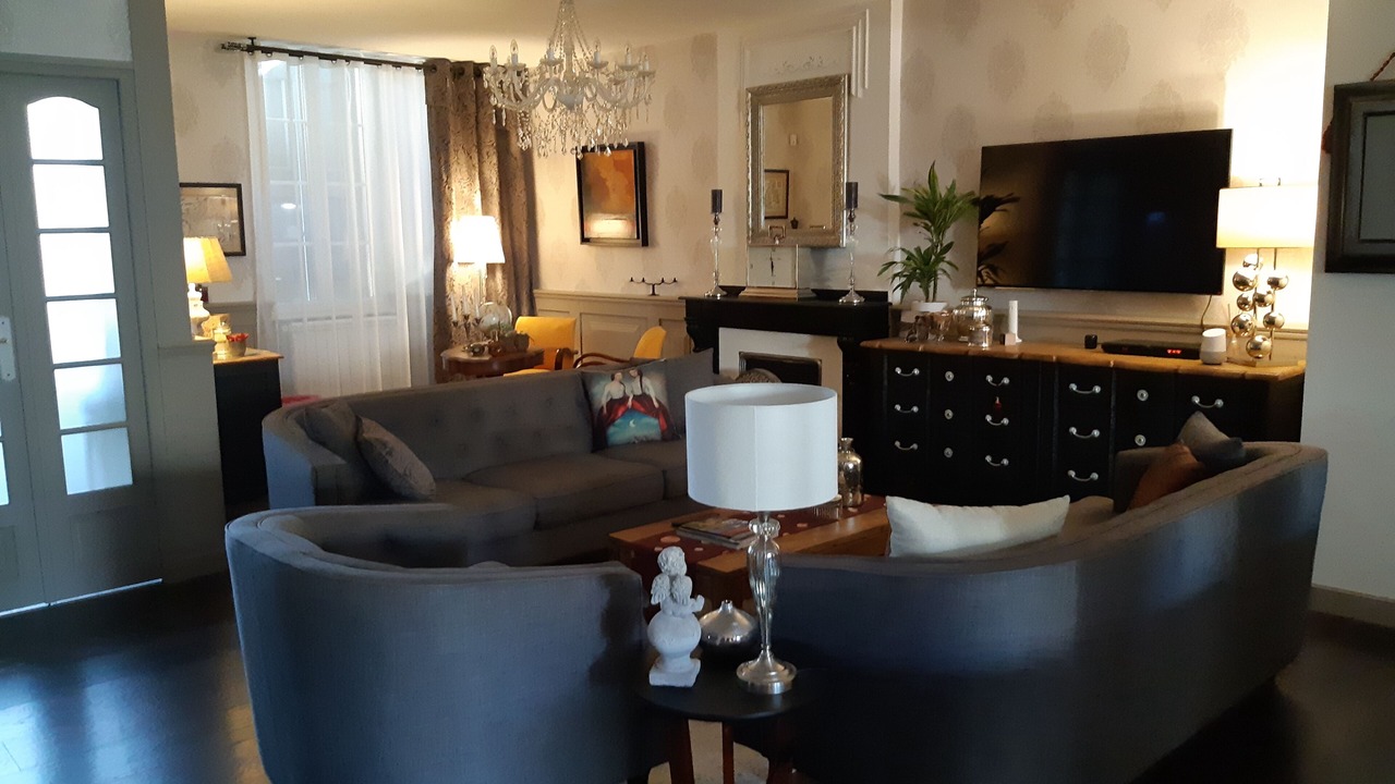 Photo of Others in Pomas