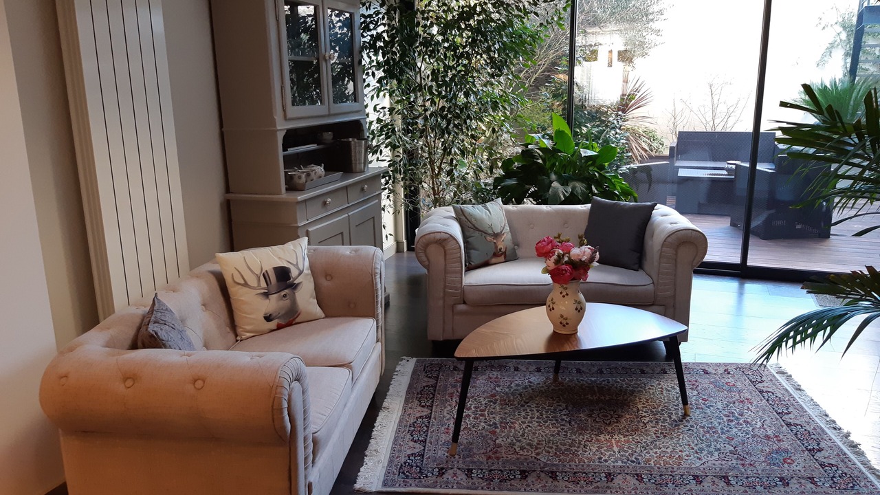 Photo of Others in Pomas