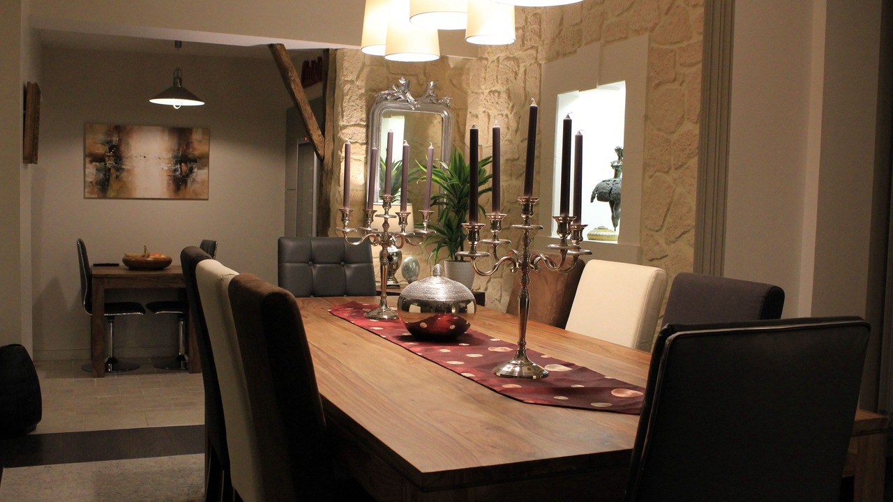 Photo of Others in Pomas