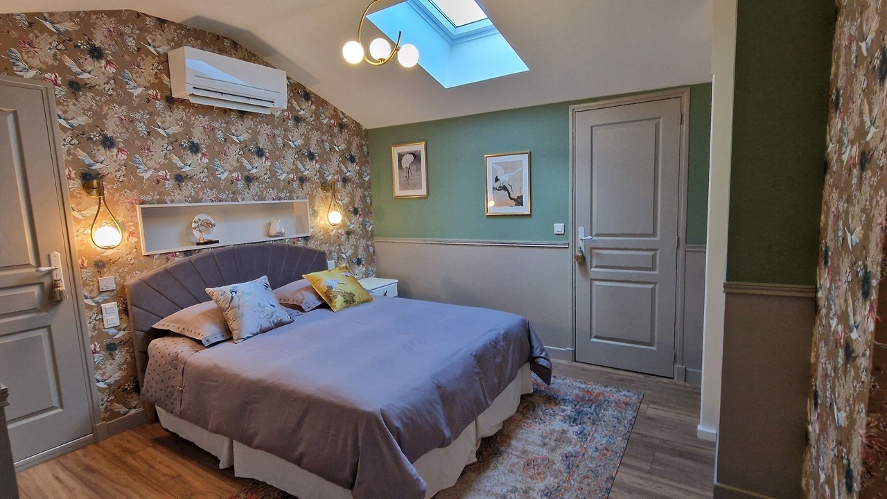 Photo of Others in Pomas