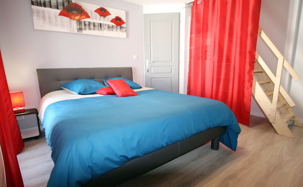 Photo of Bedroom in La Tour-Blanche-Cercles