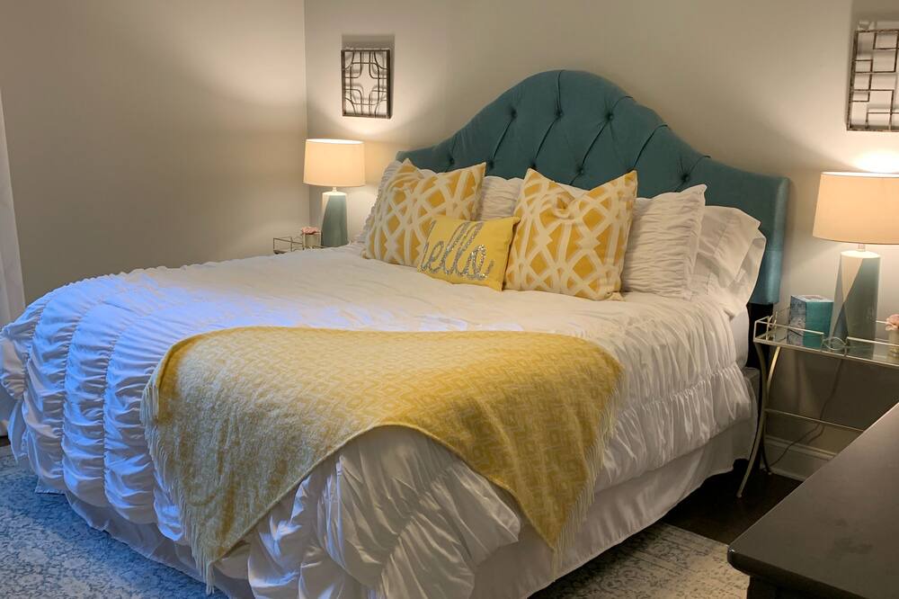 Photo of Bedroom in Conestee