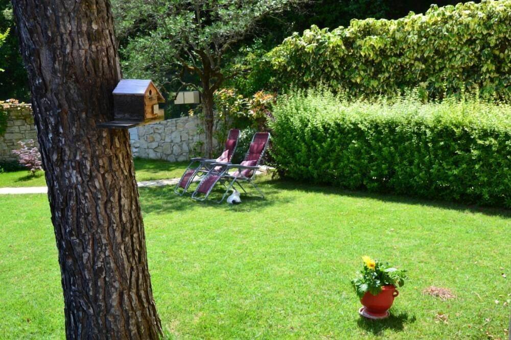 Photo of Outdoor in Le Teil