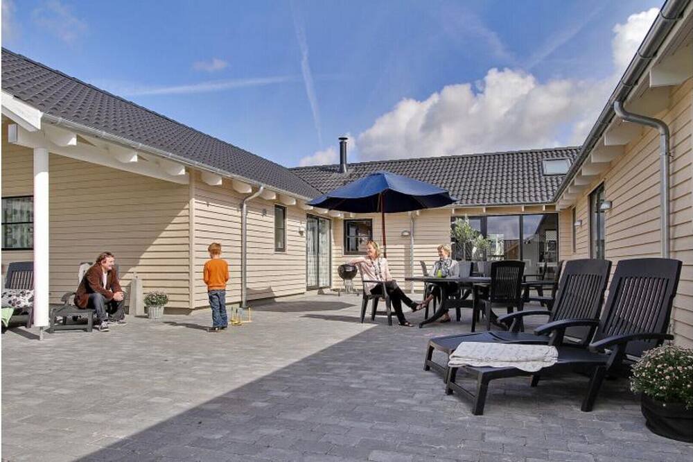 Photo of Patio Balcony in Høruphav
