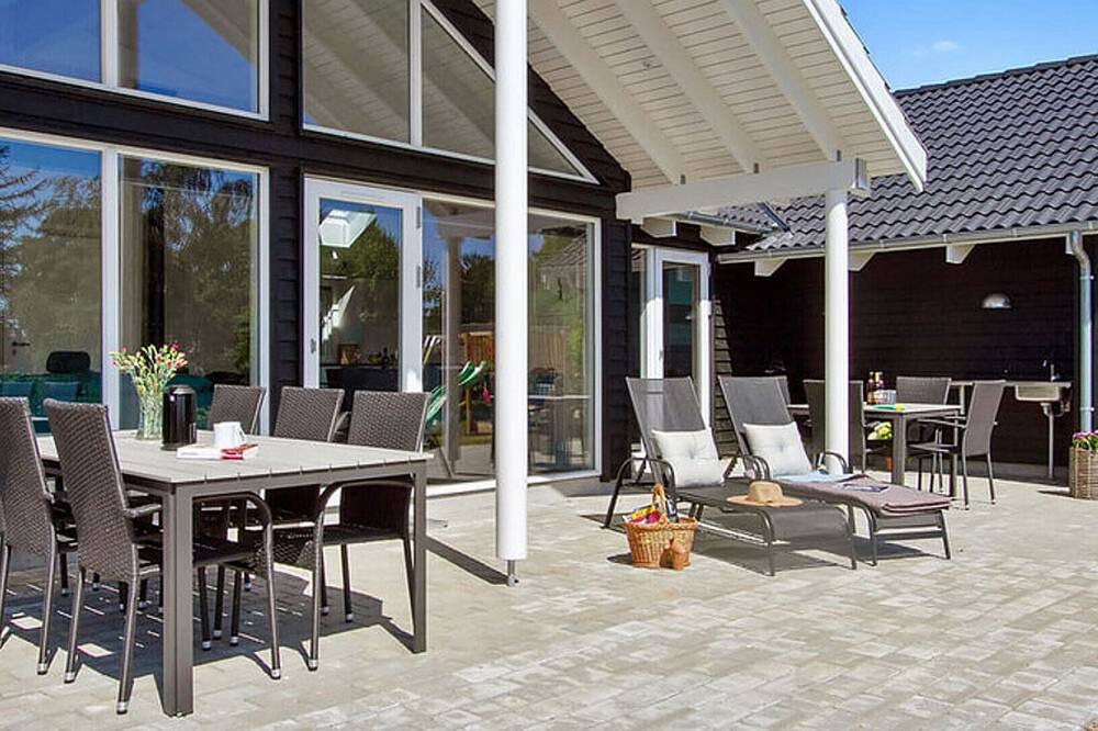 Photo of Patio Balcony in Hvidbjerg Strand
