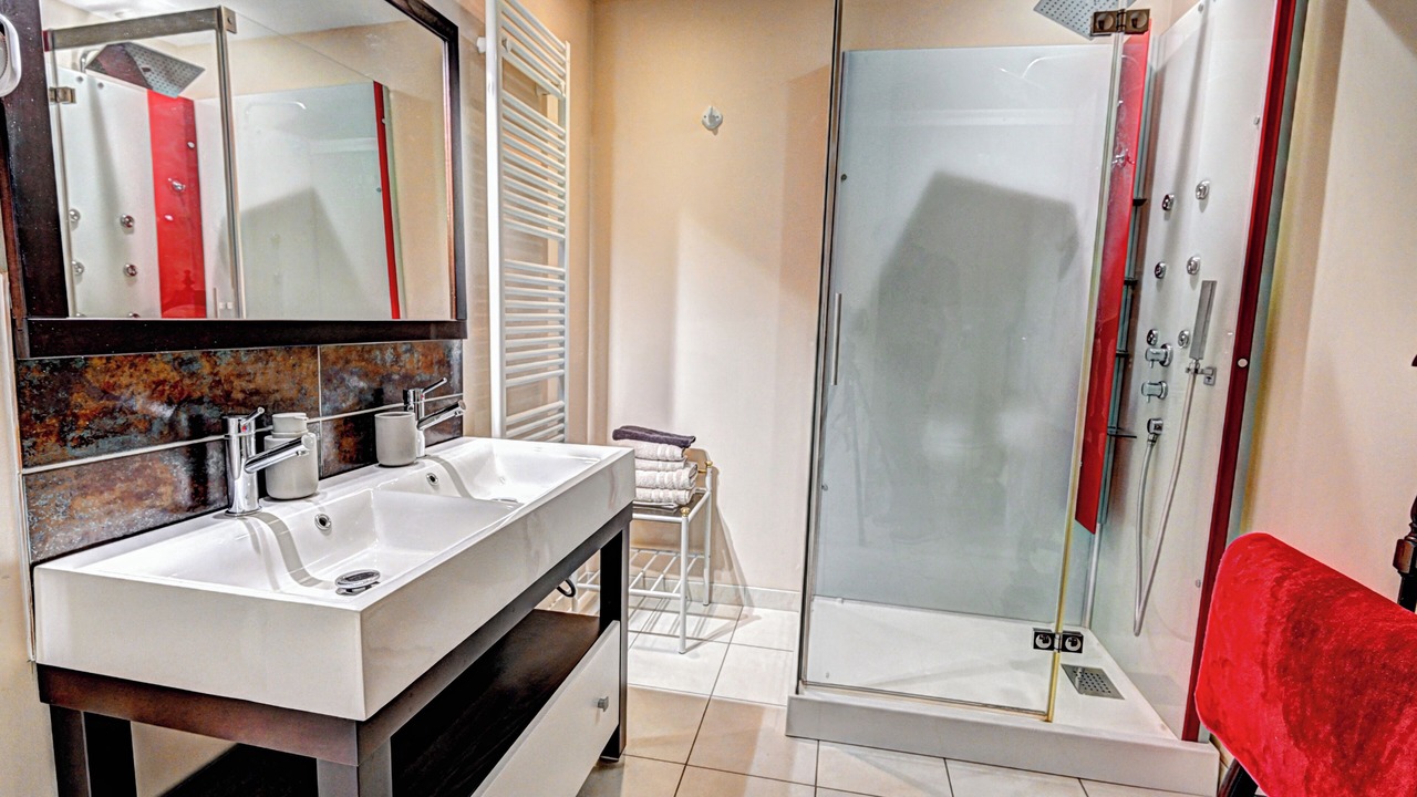 Photo of Bathroom in Vaite