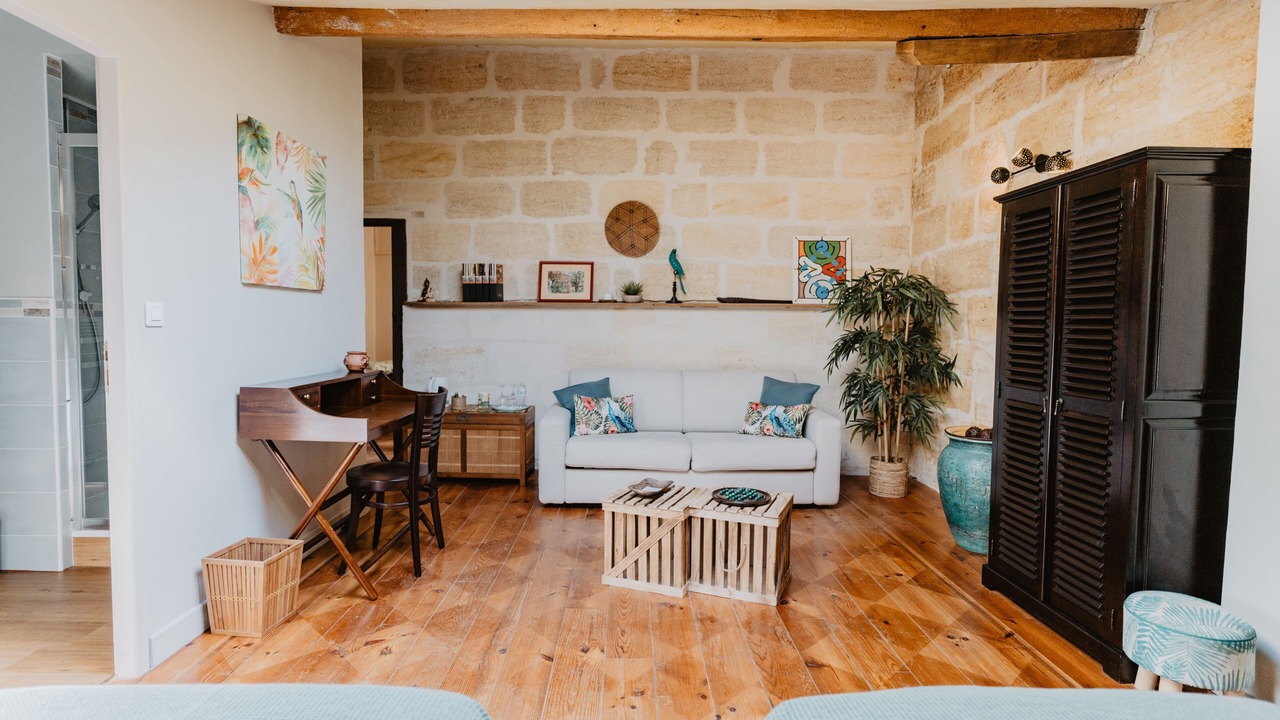 Photo of Bedroom in Pauillac
