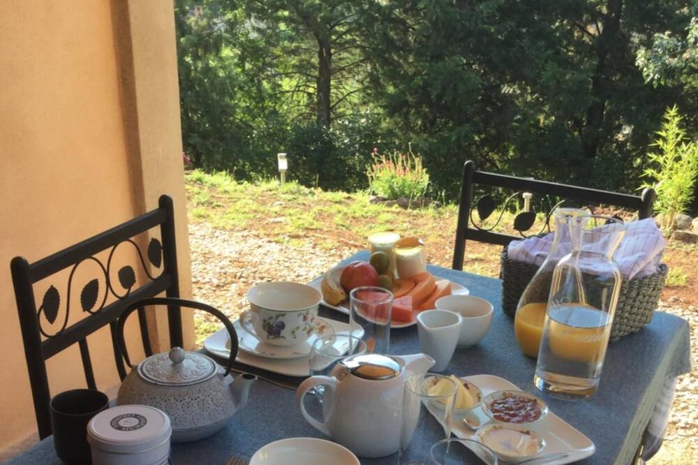 Photo of Others in Octon