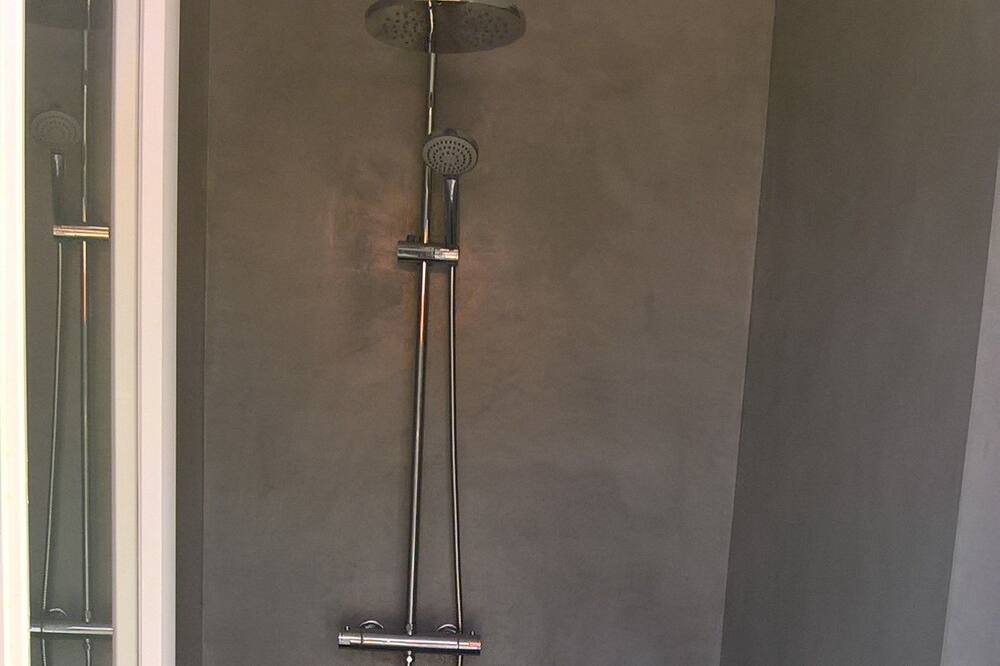 Photo of Bathroom in Octon