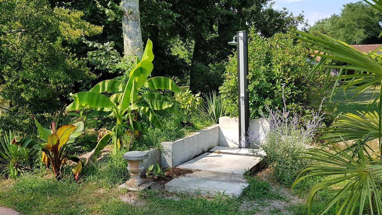 Photo of Outdoor in Lesperon