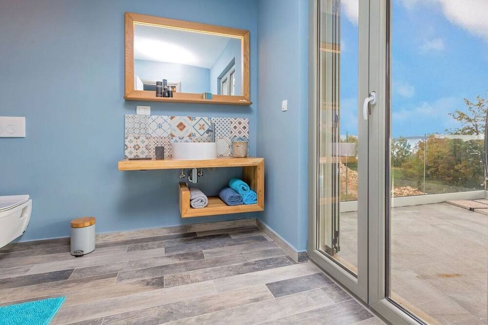 Photo of Bathroom in Ripenda Kosi
