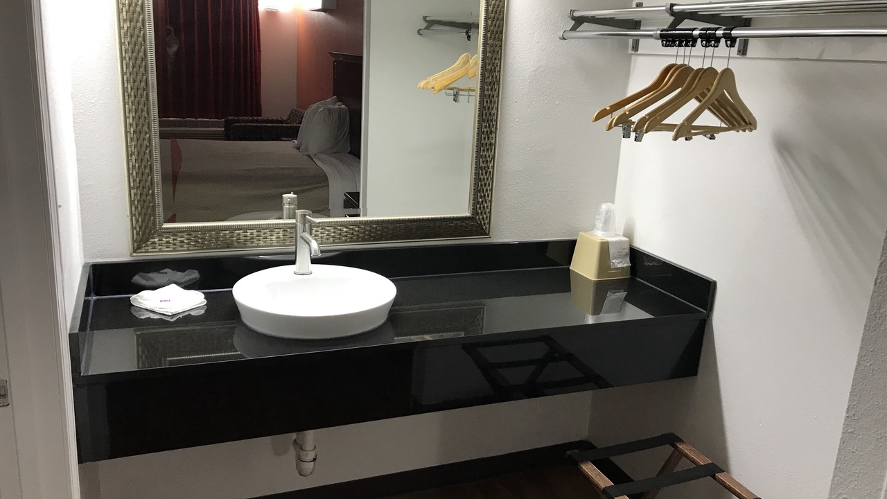 Photo of Bathroom in Alma