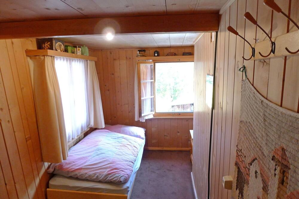 Photo of Bedroom in Tujetsch
