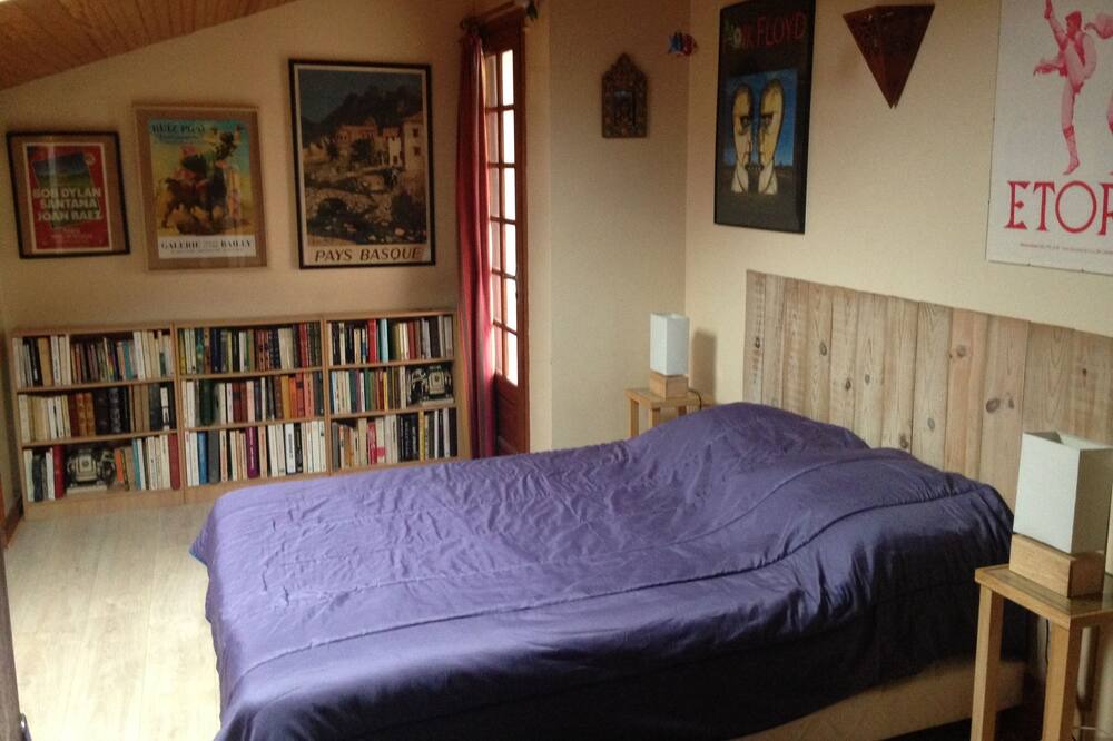 Photo of Bedroom in Hasparren
