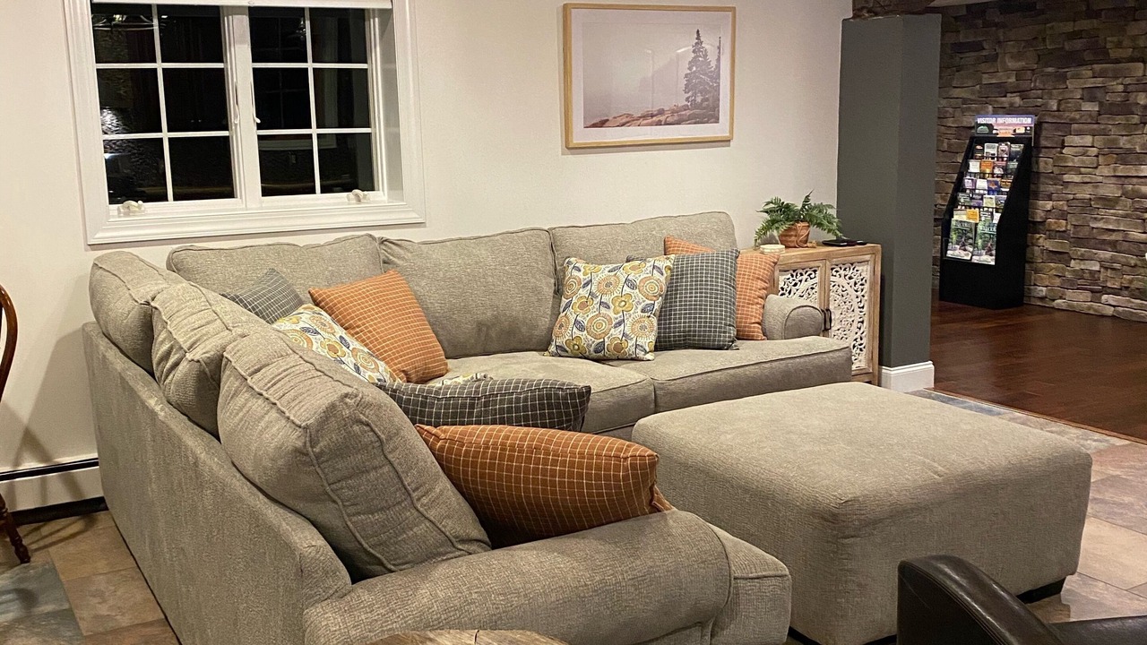 Photo of Livingroom in Brookville