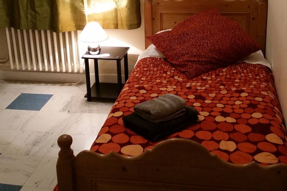 Photo of Bedroom in Quillan