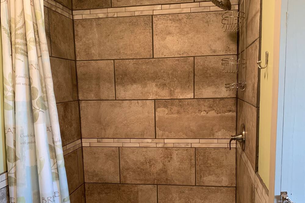 Photo of Bathroom in Okemah