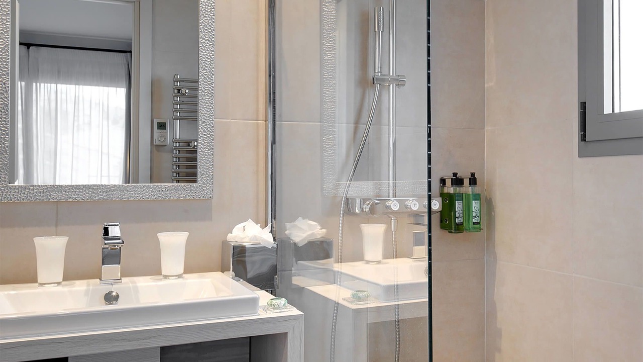 Photo of Others in Biot