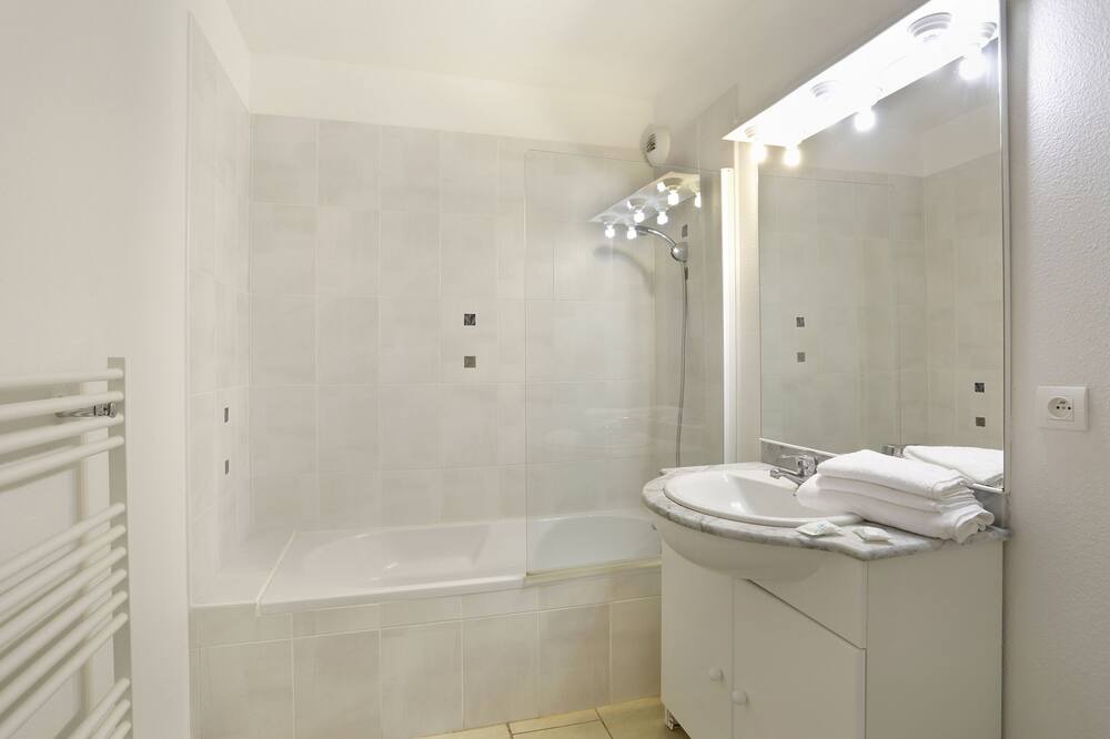 Photo of Bathroom in Alenya