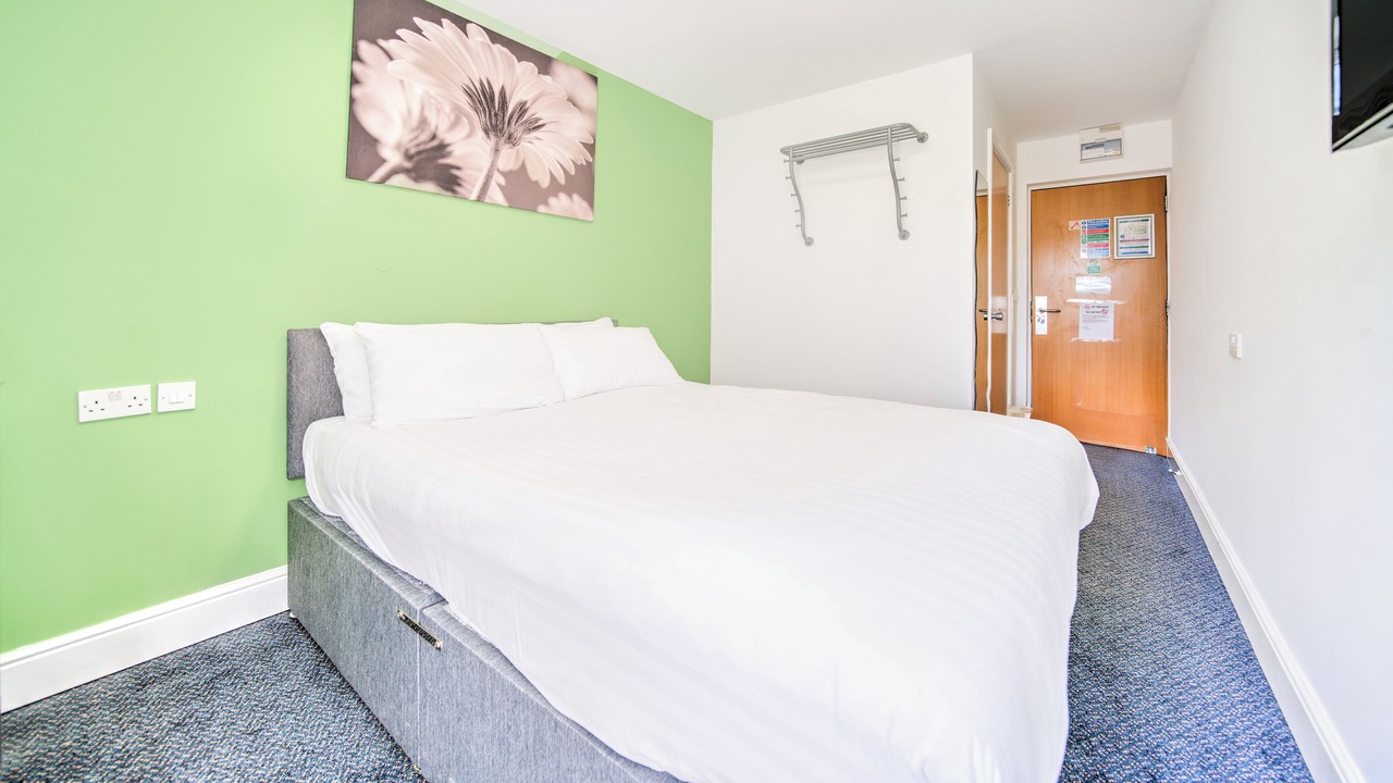 Photo of Bedroom in Quedgeley