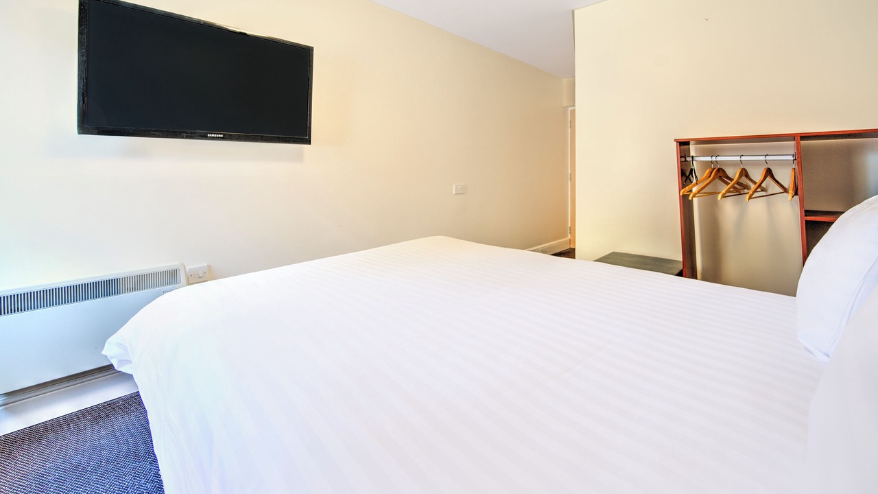 Photo of Bedroom in Quedgeley