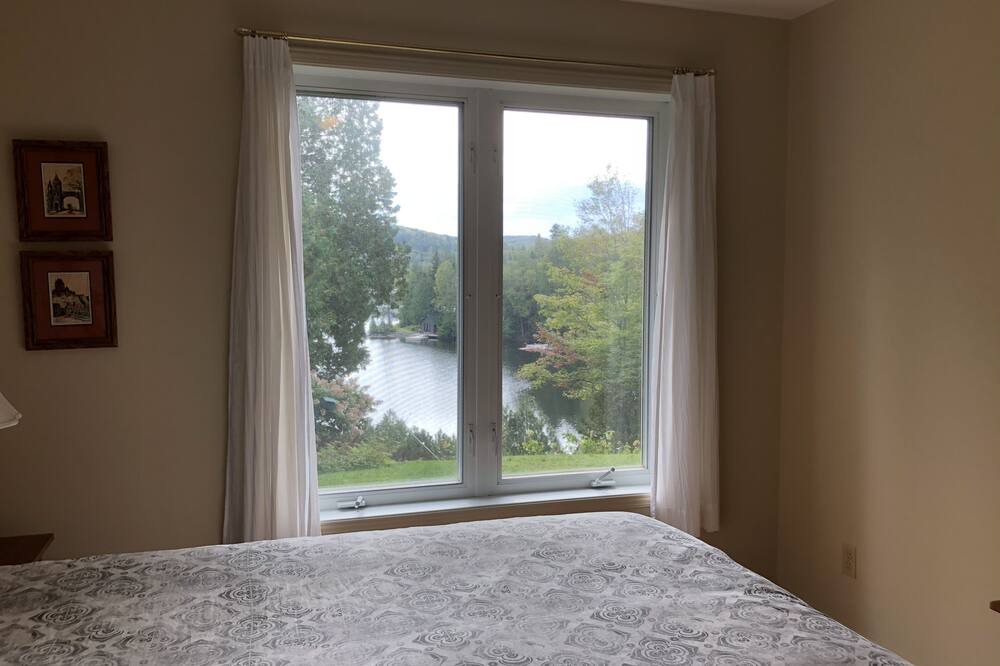 Photo of Bedroom in Morin Heights