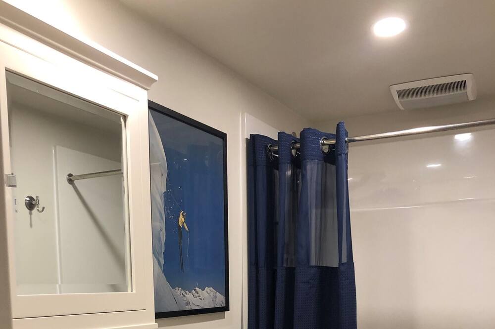 Photo of Bathroom in Morin Heights